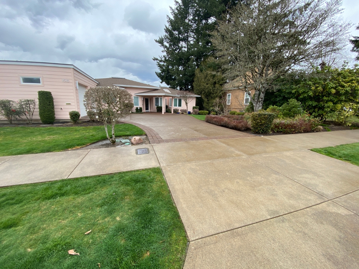 Pressure Washing In Portland After Picture