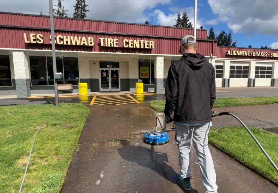 Commercial Pressure Washing In Portland, OR